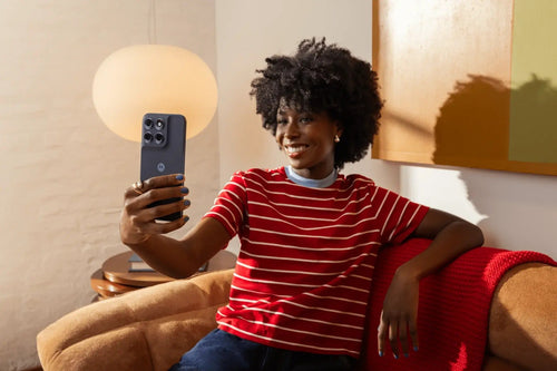 Motorola Unveils Moto G Max: A Mid-Range Powerhouse with a 200MP Camera and 1.5K Display