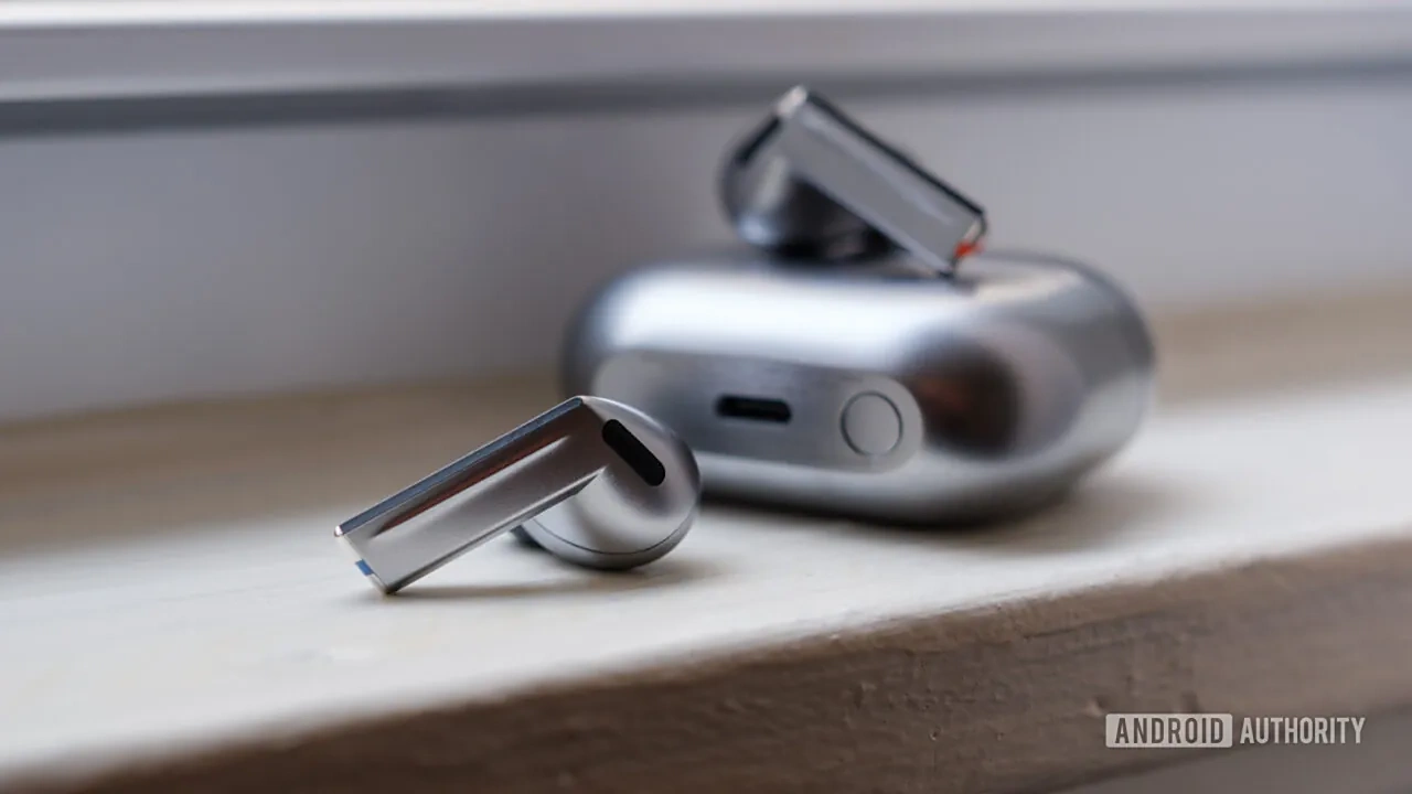 Samsung Galaxy Buds 4/Pro Flagship Headphones Spotted, Expected to Launch in Early 2026