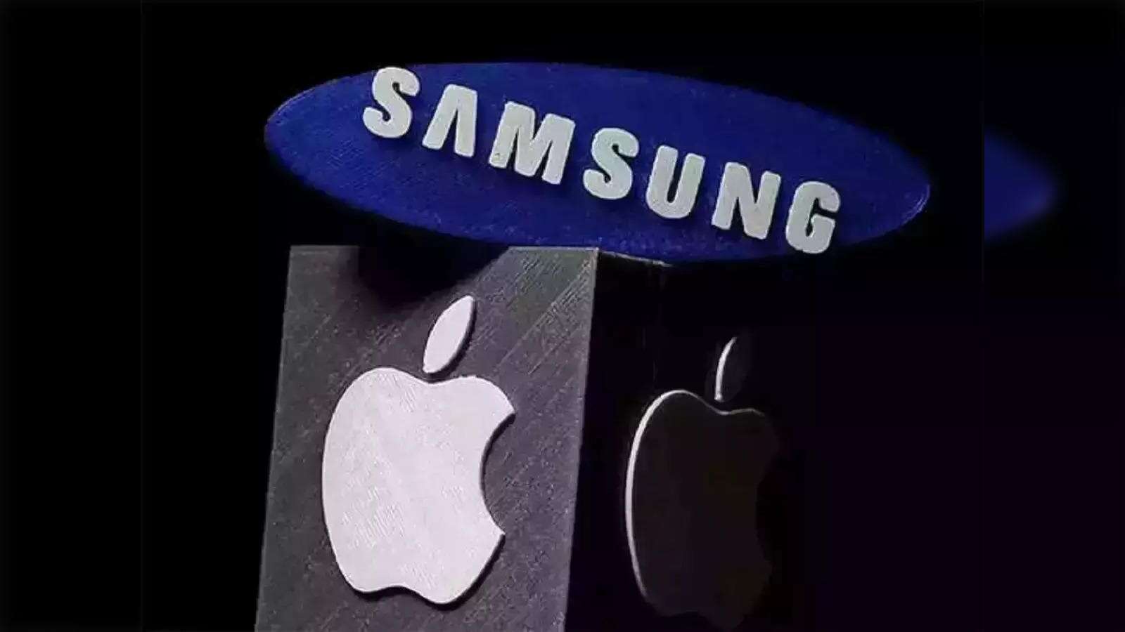 Apple lost its top position to Samsung as iPhone sales decreased