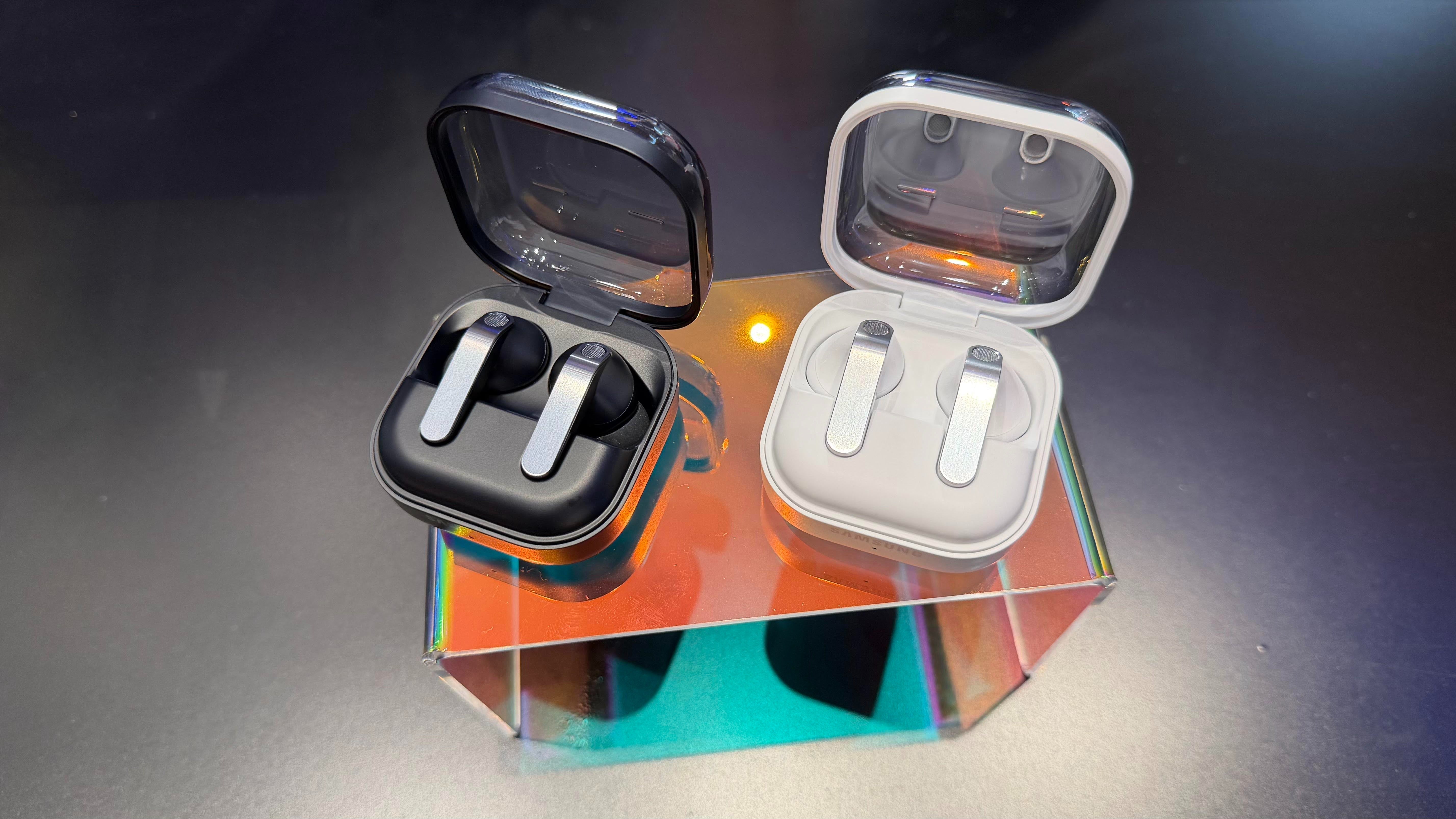 Samsung Unveils Galaxy Buds4 & Buds4 Pro with Adaptive ANC and Super Clear Call Technology
