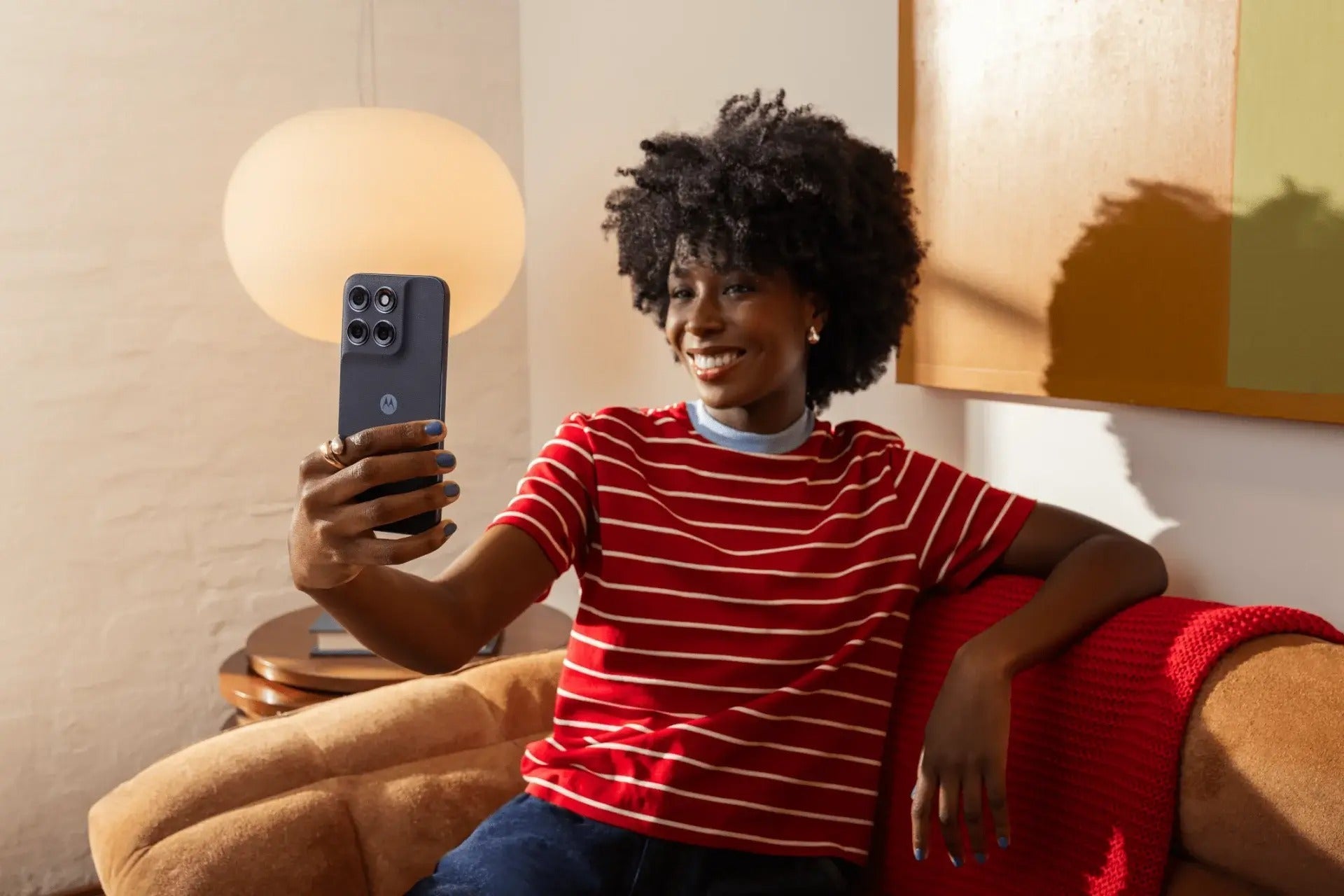 Motorola Unveils Moto G Max: A Mid-Range Powerhouse with a 200MP Camera and 1.5K Display