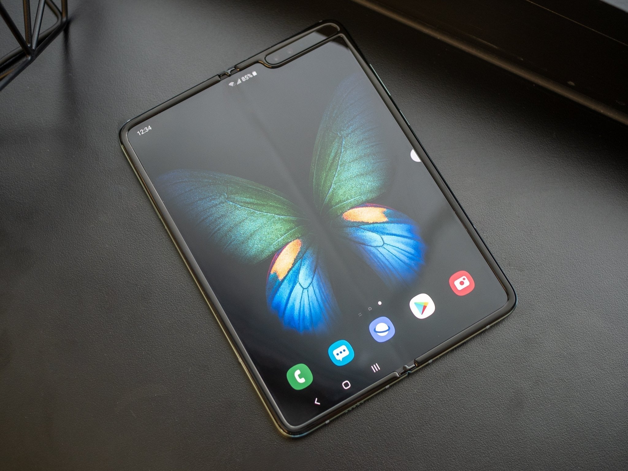 Samsung Faces Lawsuit and Potential Sales Ban Over Foldable Phone Patents