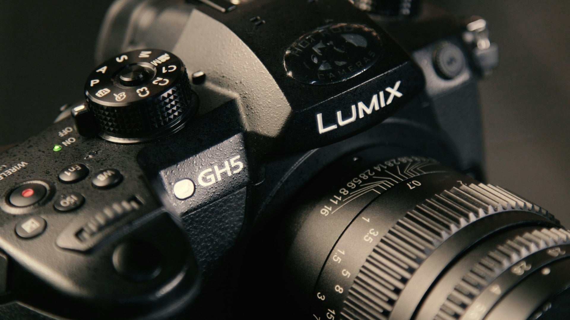 HeyWhatsNew: Panasonic Unveils Lumix L10 Compact Camera, and Forza Horizon 6 Leaks Days Before Launch