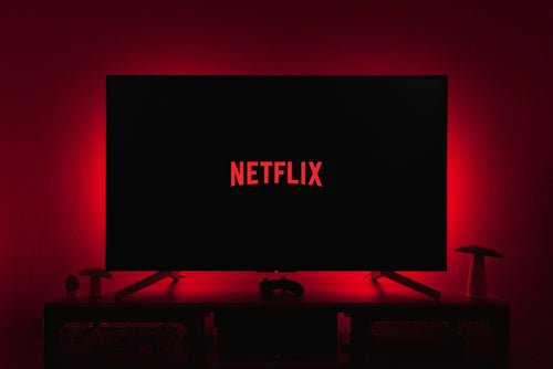 HeyWhatsNew: Netflix Expands Interactive Games and Greece Bans Social Media for Under-15s