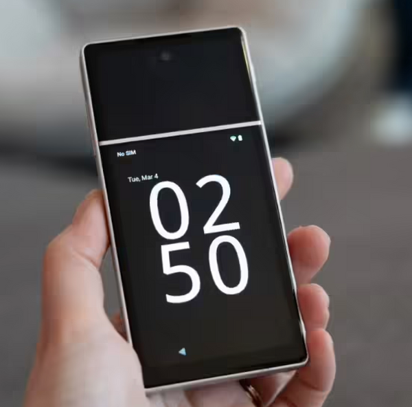 Newnal AI Phone