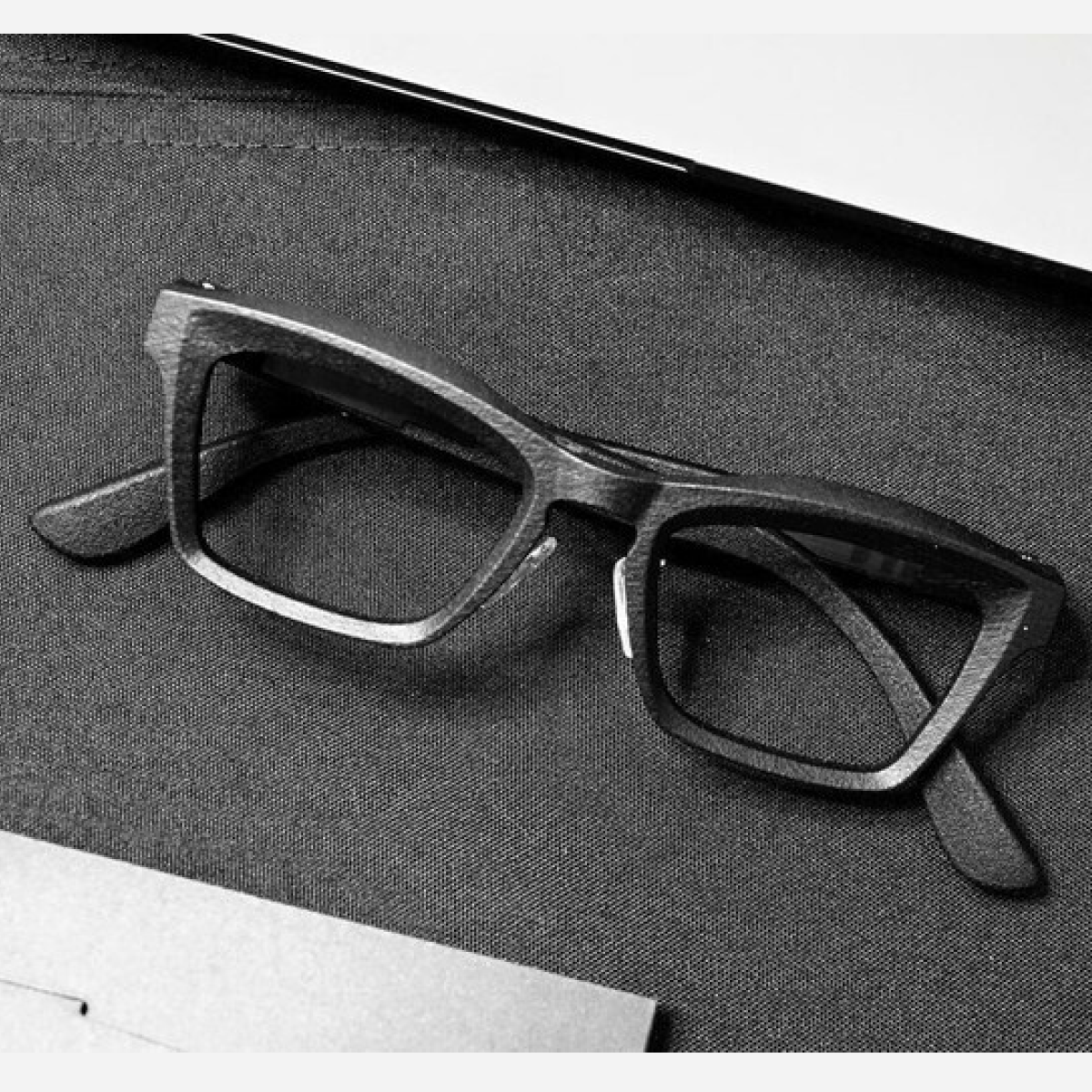 Heyup | Gyges Labs DigiWindow AI Glasses - Heyup