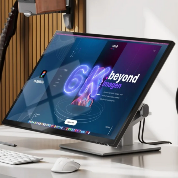 Alogic Clarity 6K Touch monitor