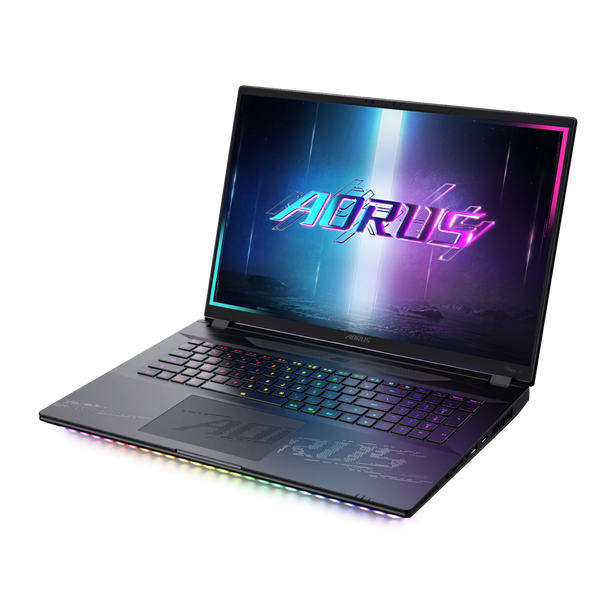 GIGABYTE AORUS Master 18 Gaming Laptop