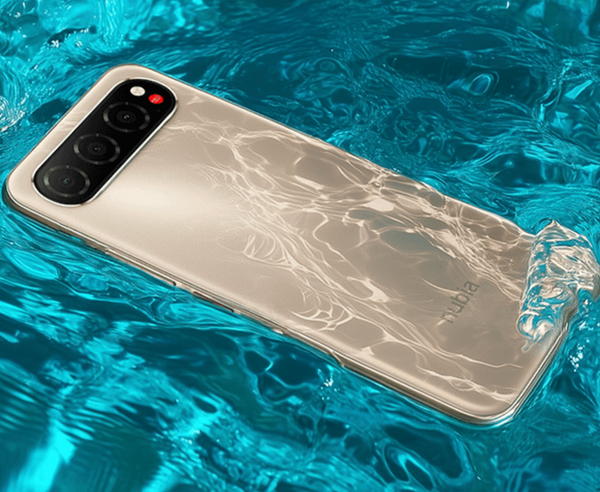 nubia Air